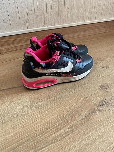 Hiç kullanılmamış Nike airmax