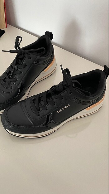 36 Beden Skechers Billion 2