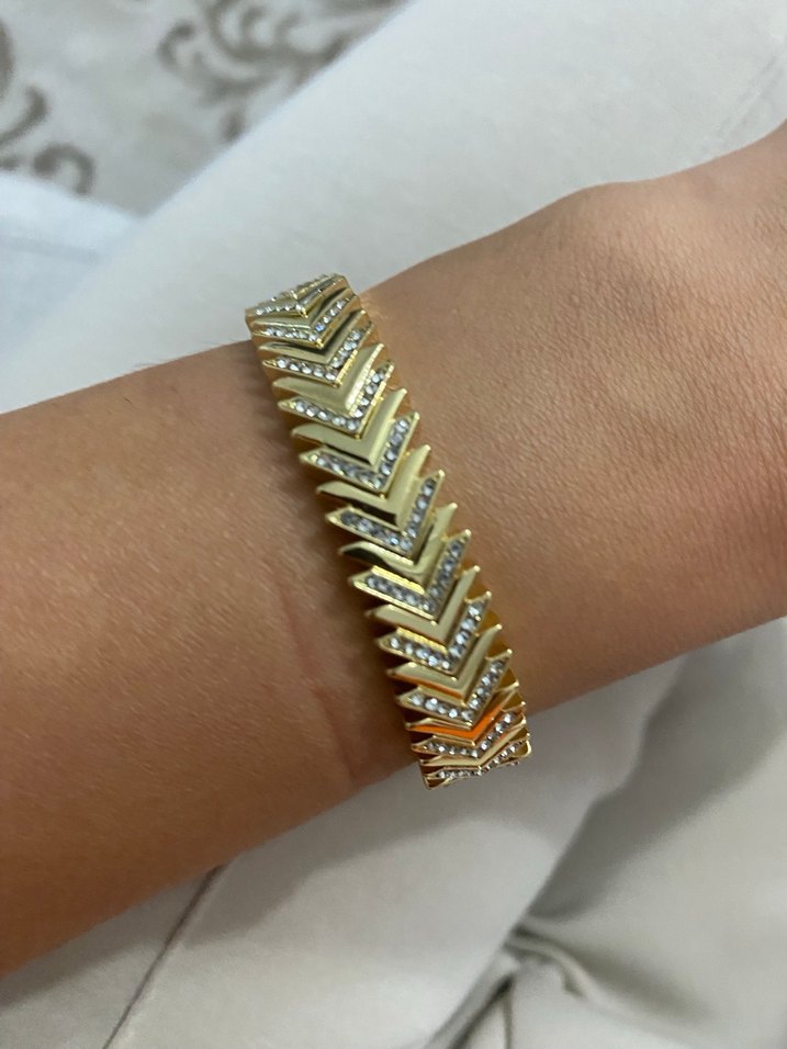 Altın Renkli Yılan Desenli Taşlı Bilezik - Görsel 2