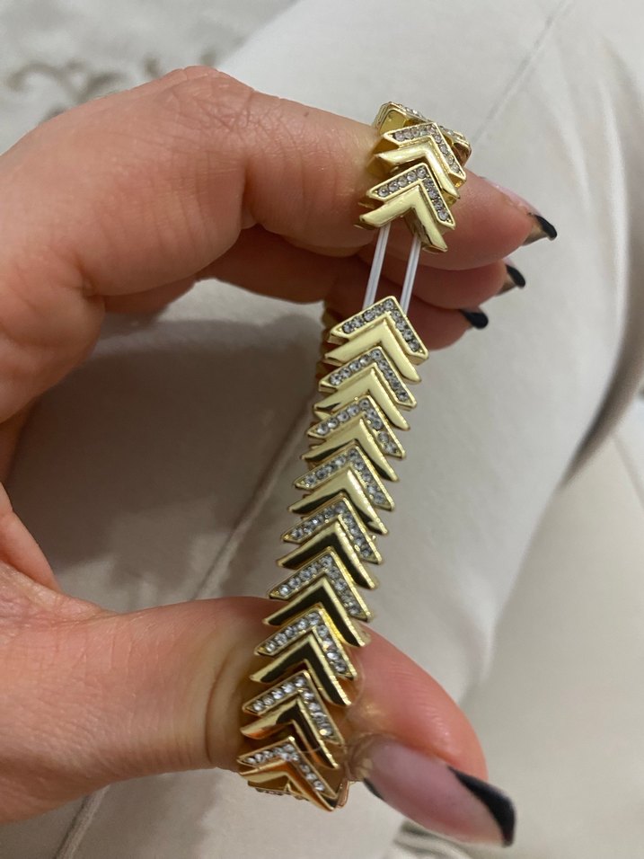 Altın Renkli Yılan Desenli Taşlı Bilezik - Görsel 3