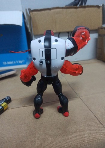 Siyah Kırmızı Çok Kollu Aksiyon Figürü - Görsel 7