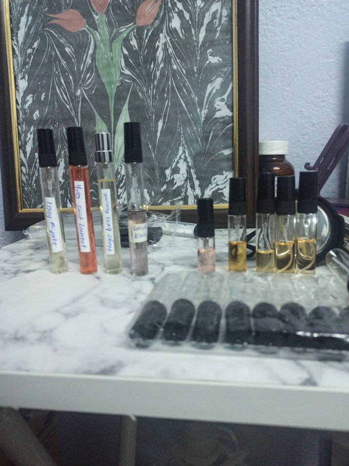 Çeşitli Kadın Parfümü Deneme Seti - Görsel 2