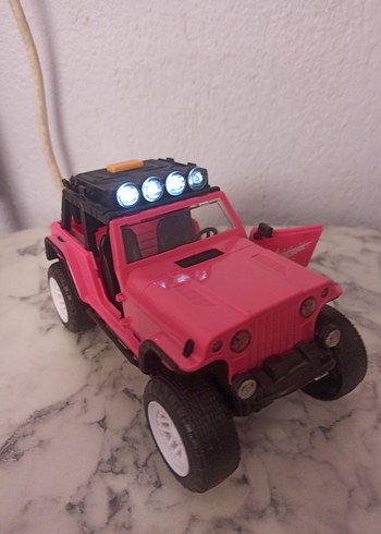 Beden dickie toys jeep