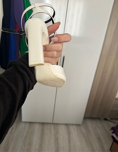 37 Beden beyaz Renk Topuklu ayakkabı