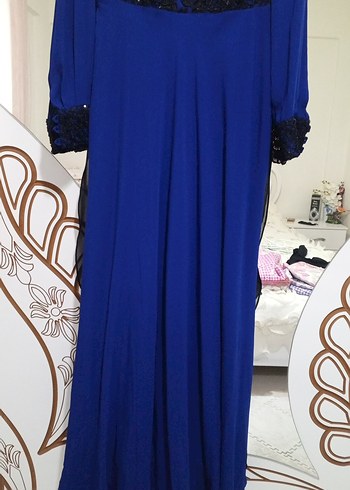 Uzun Kollu Mavi Nakışlı Uzun Elbise - Görsel 3