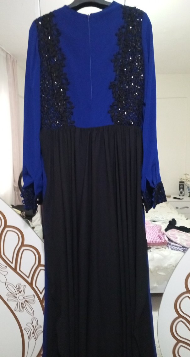 Uzun Kollu Mavi Nakışlı Uzun Elbise - Görsel 4