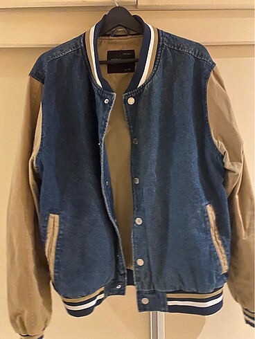 ZARA MARKA AZ GİYİLMİŞ 44 BEDEN
