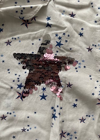 Düğmeli, Baskılı Beyaz Kadın Gömlek - Görsel 2