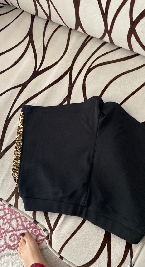 Siyah Kemerli Mini Etek Şort - Görsel 2