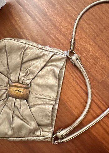 Salvatore Ferragamo Sampanya Deri Omuz Cantasi