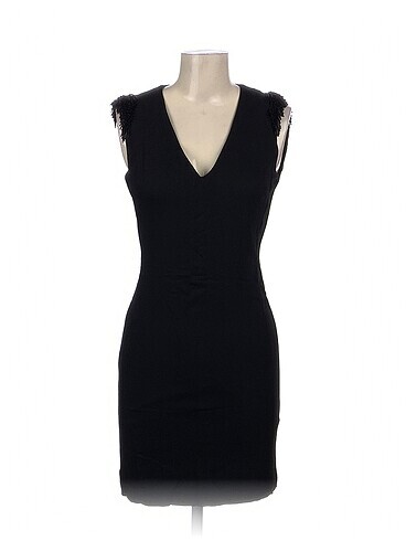 PreLoved Kısa Elbise %70 İndirimli.