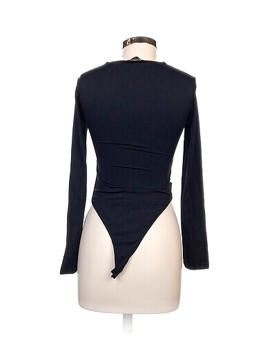 m Beden Zara Bluz %70 İndirimli.