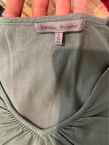 s Beden Bershka Çağla yeşili triko kazak