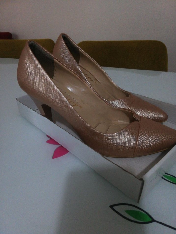 Bej Deri Stiletto Kadın Topuklu Ayakkabı - Görsel 2