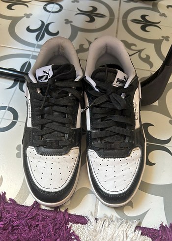 40 Beden Puma Caven 2.0 Vtg Erkek Beyaz Siyah Sneaker