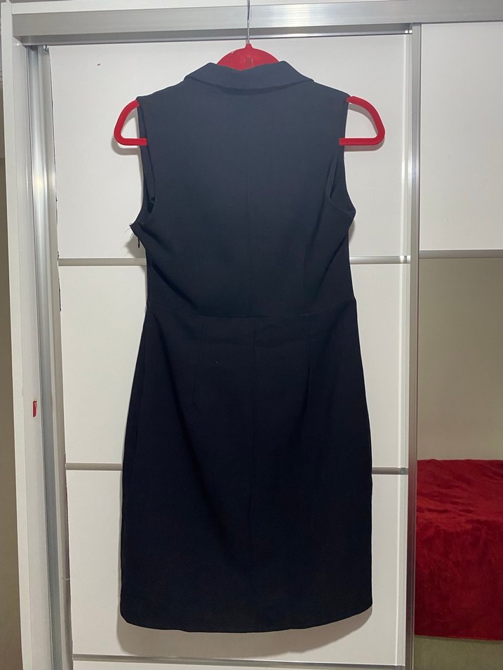 Siyah kısa kullanışlı elbise - Görsel 3