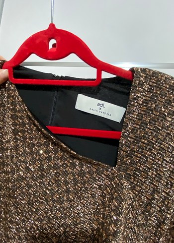 Altın Renkli ADL Kadife Askı - Görsel 2