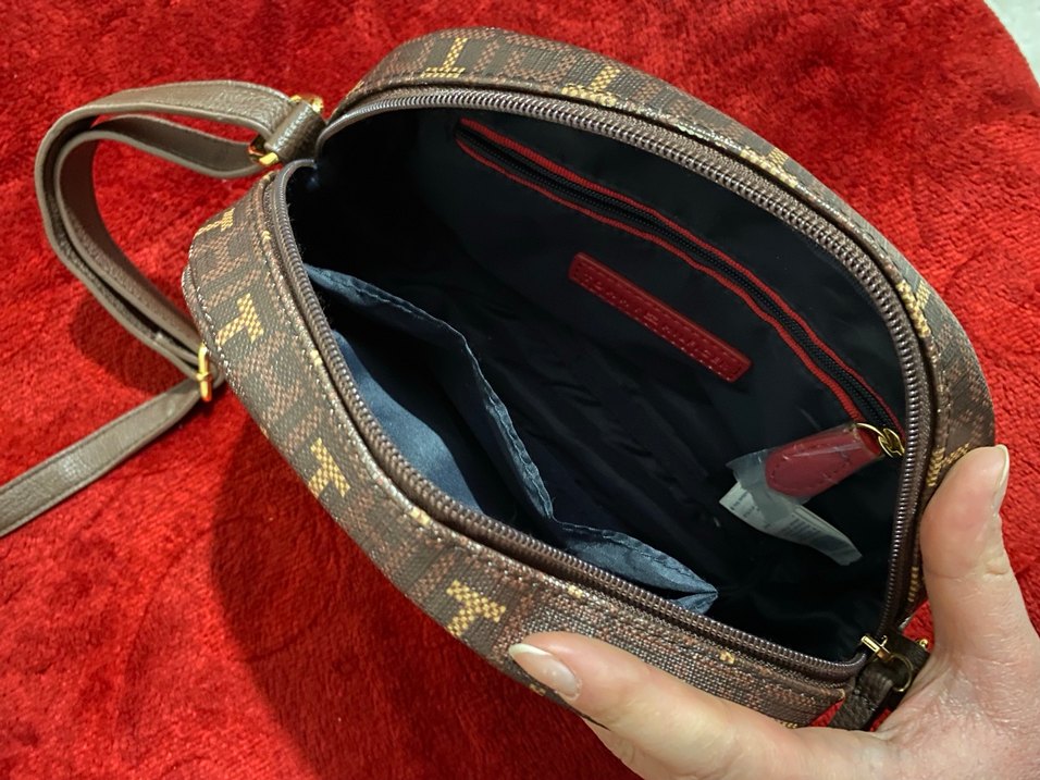 Tommy Hilfiger Kahverengi Deri Kadın Çapraz Çanta - Görsel 4