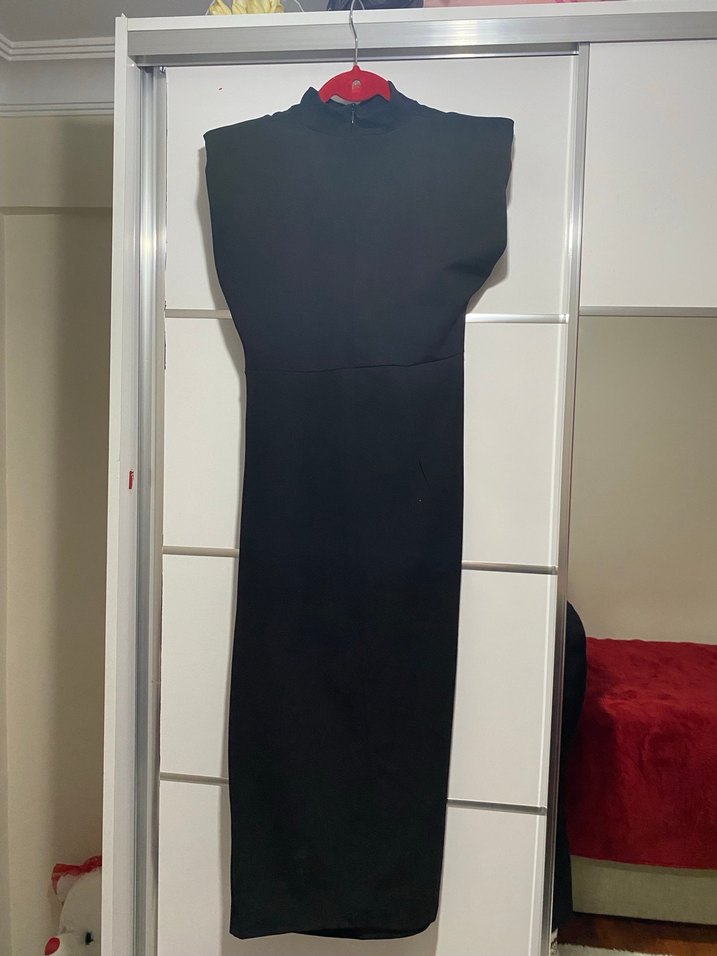 Siyah midi elbise - Görsel 3