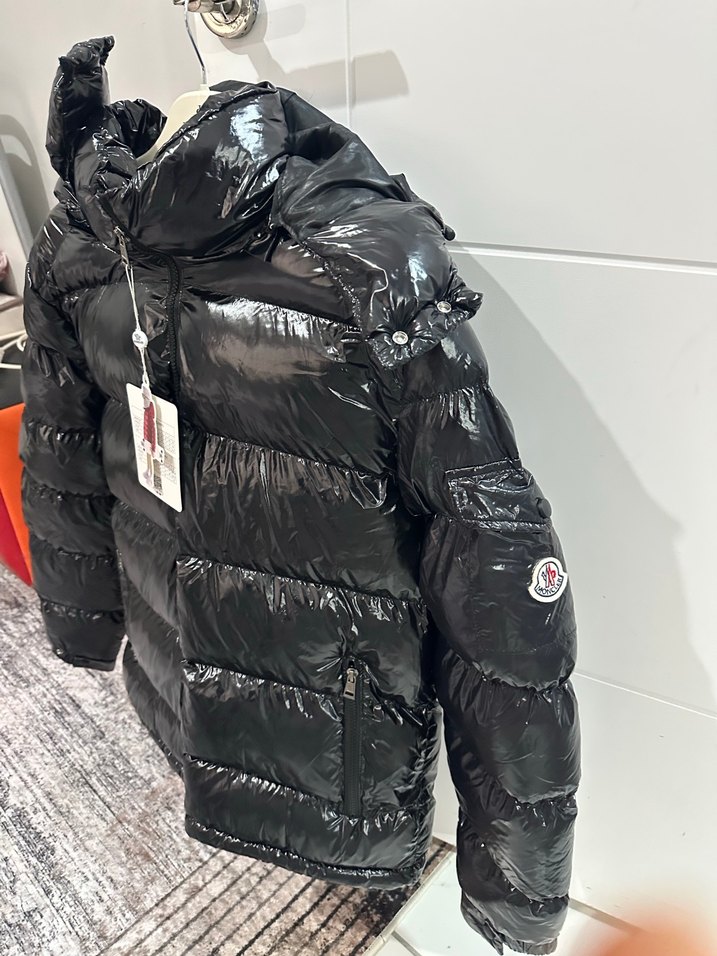 Siyah erkek parlak mont - Görsel 3