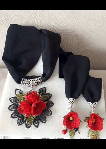 İğne oyası Fular