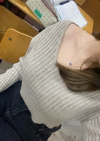 Gri V Yakalı Örgü Kadın Kazak - Görsel 6