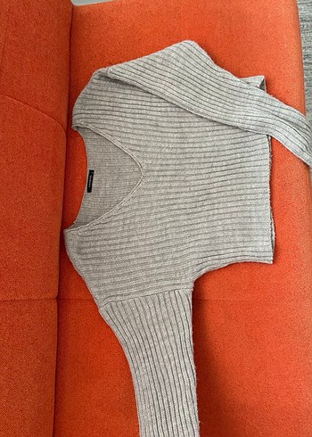 Gri V Yakalı Örgü Kadın Kazak - Görsel 3