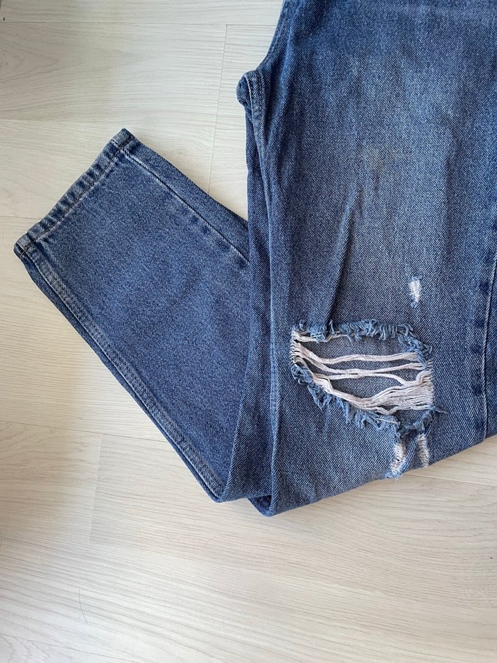 Trendyolmilla yırtık jean Kot Pantolon - Görsel 2