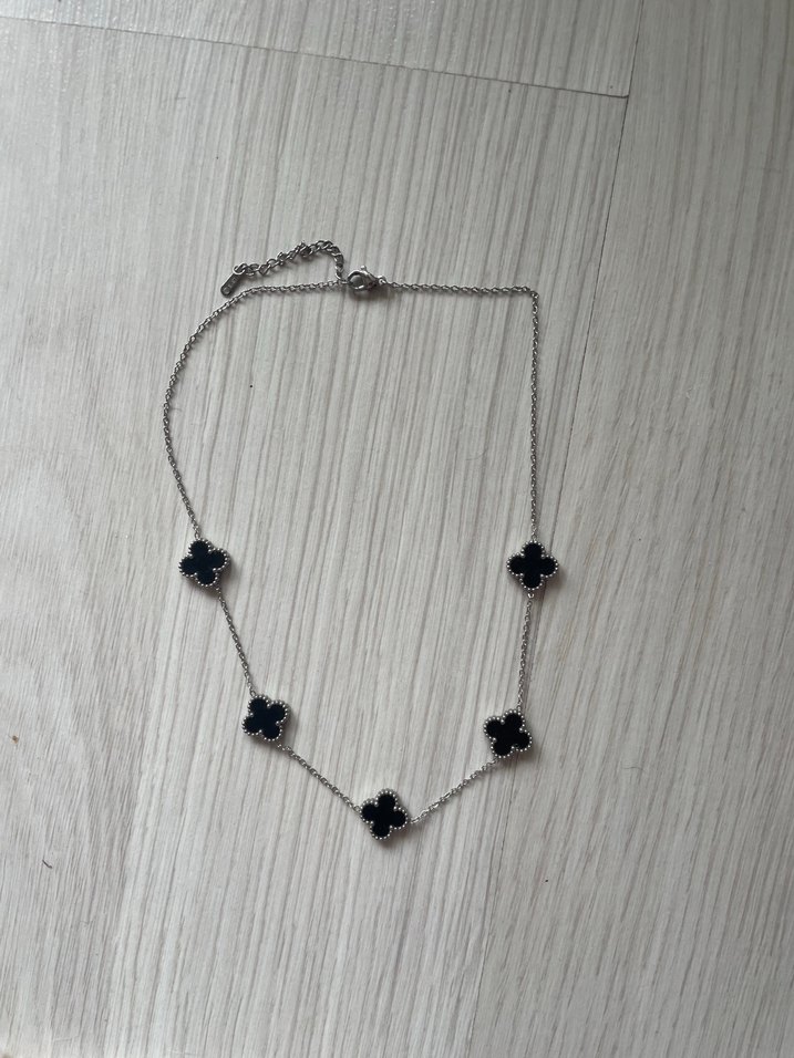 Siyah çelik yonca Kolye - Görsel 2