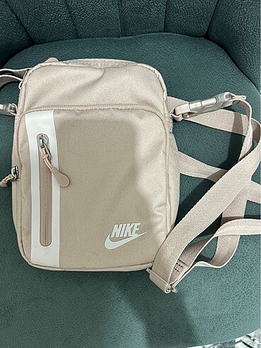Nike çanta