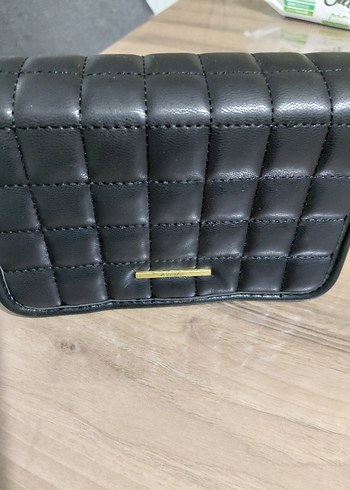 Zincir Detaylı Siyah Deri Kadın Çanta - Görsel 3