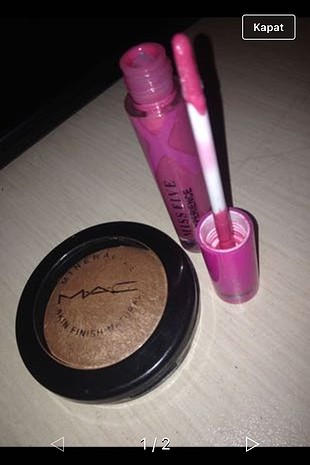 Bronzur ve pembe parlak ruj