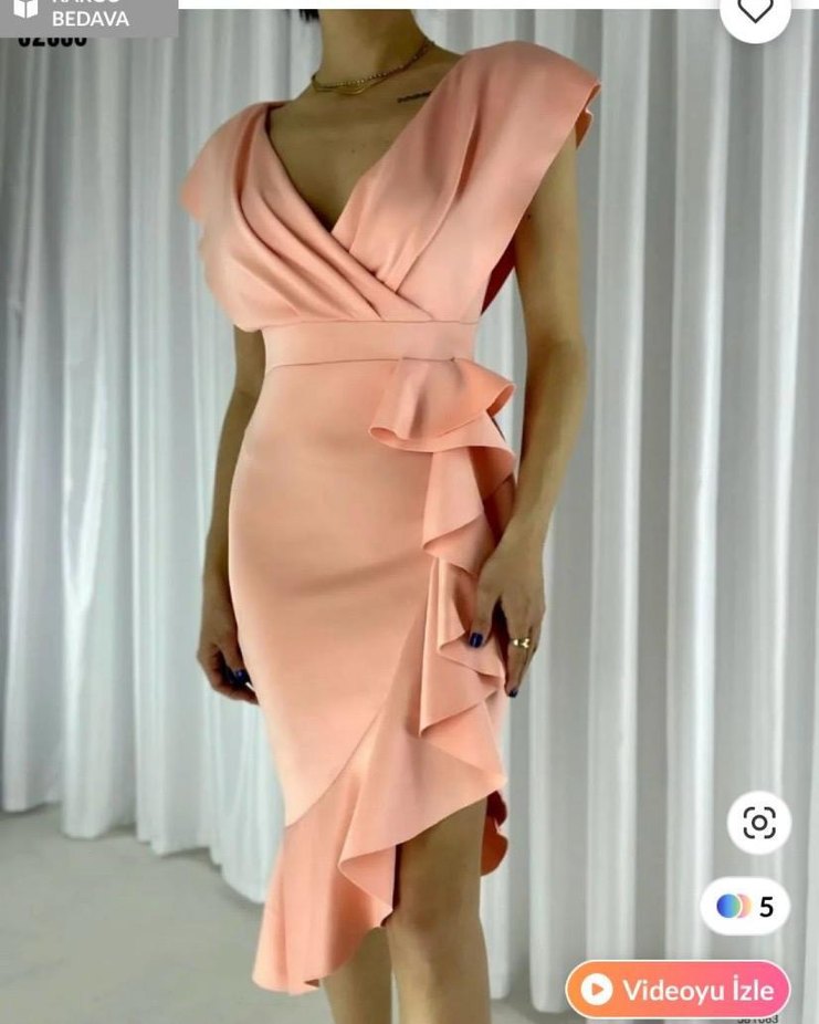 Pembe V Yakalı Uzun Kalem Elbise - Görsel 3