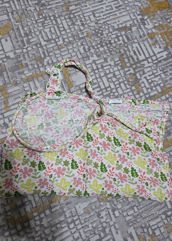 Çiçek Desenli Çok Renkli emzirme Önlüğü - Görsel 2