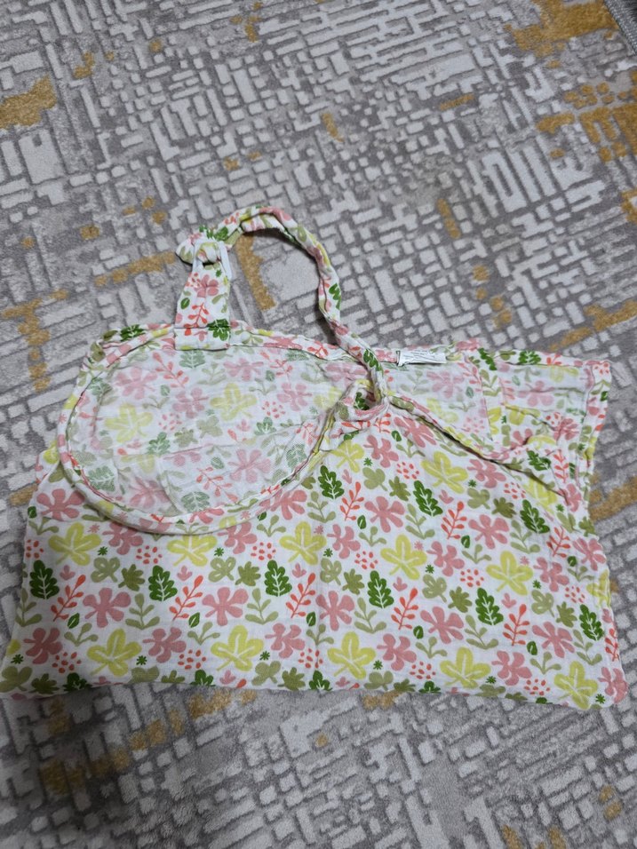 Çiçek Desenli Çok Renkli emzirme Önlüğü - Görsel 2