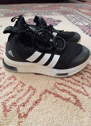 24 Beden Adidas ayakkabı