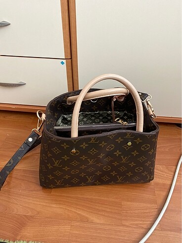 Louis Vuitton Çanta