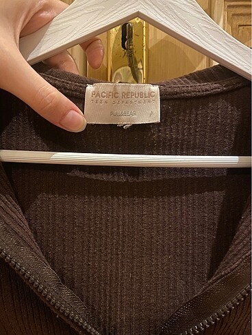 Pull and Bear Pull&Bear hirka