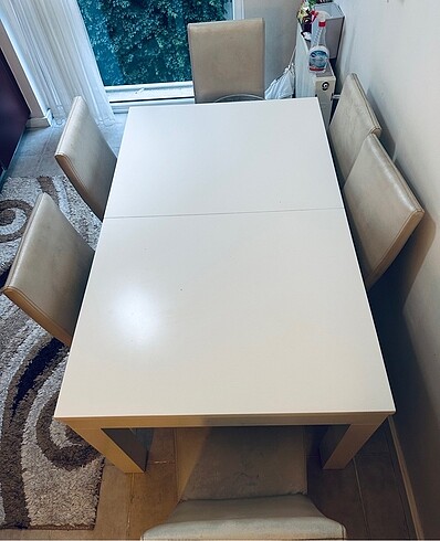 BEYAZ RENKLİ AÇILIR KAPANIR TEMİZ MASA+6 SANDALYE