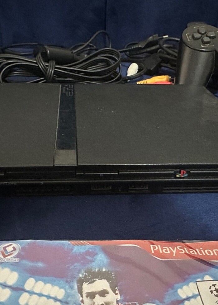 PLAYSTATİON 2 SLIM+ 2 KOL + 7 OYUN - Görsel 3