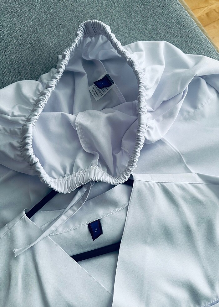 UÇAK MARKA BEYAZ SCRUBS- HİÇ KULLANILMADI (3 Numara) - Görsel 4