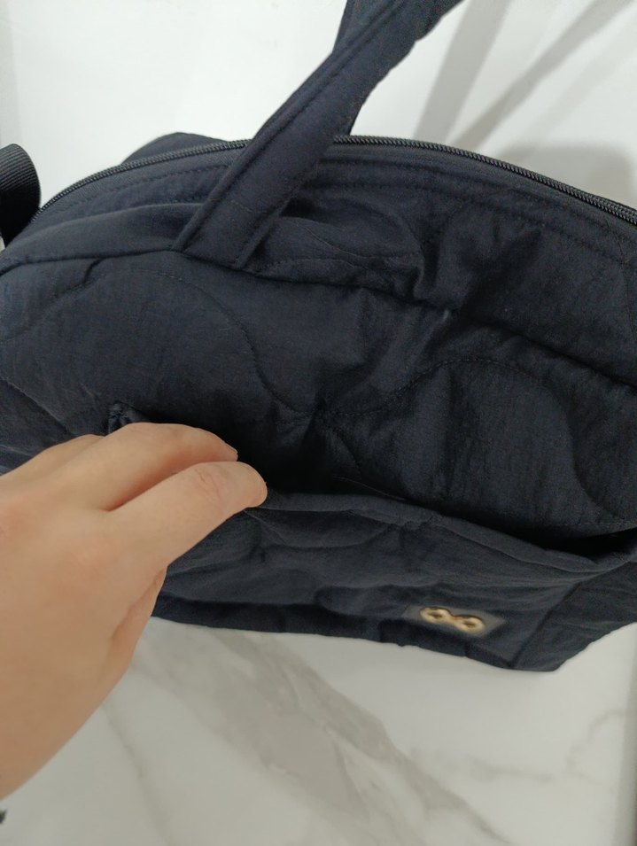 Siyah Minimalist Kadın El Çantası - Görsel 5