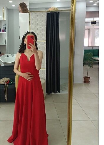 s Beden kırmızı askısı bağlamalı elbise