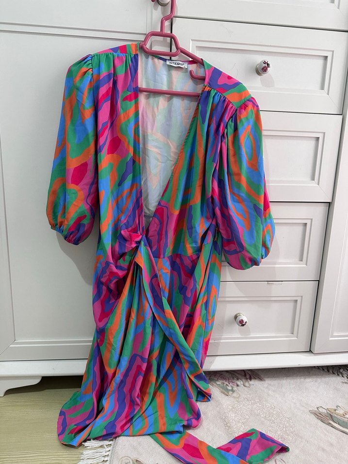 Renkli Tie-Dye Desenli Uzun Kadın Elbisesi - Görsel 3