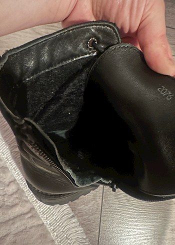 Kemerli Siyah Yılan Desenli Deri Bot - Görsel 6