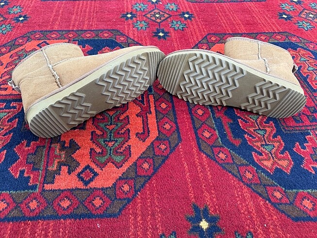 39 Beden camel Renk UGG bot