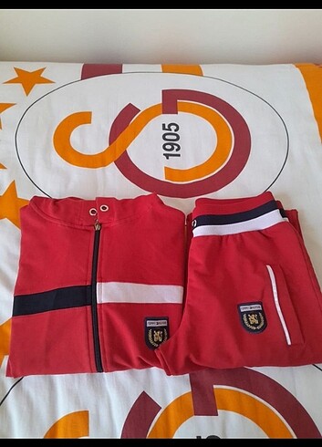 Tommy Hilfiger EŞOFMAN TAKIMI