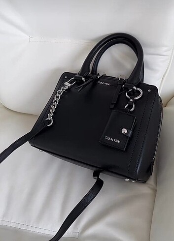 Calvin klein çanta 