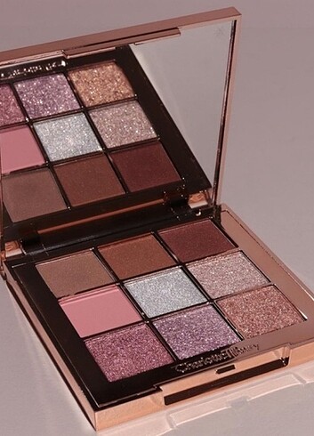 Charlotte Tilbury Beautyverse Palette 