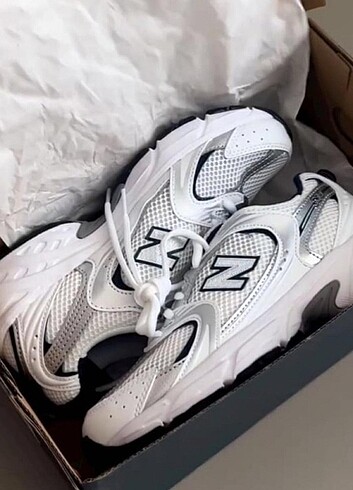37 Beden New Balance 530 model